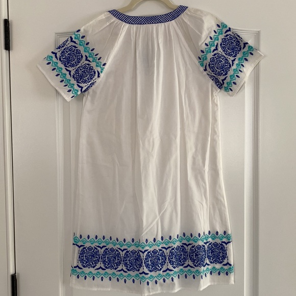 Vineyard Vines Dress - Picture 7 of 10